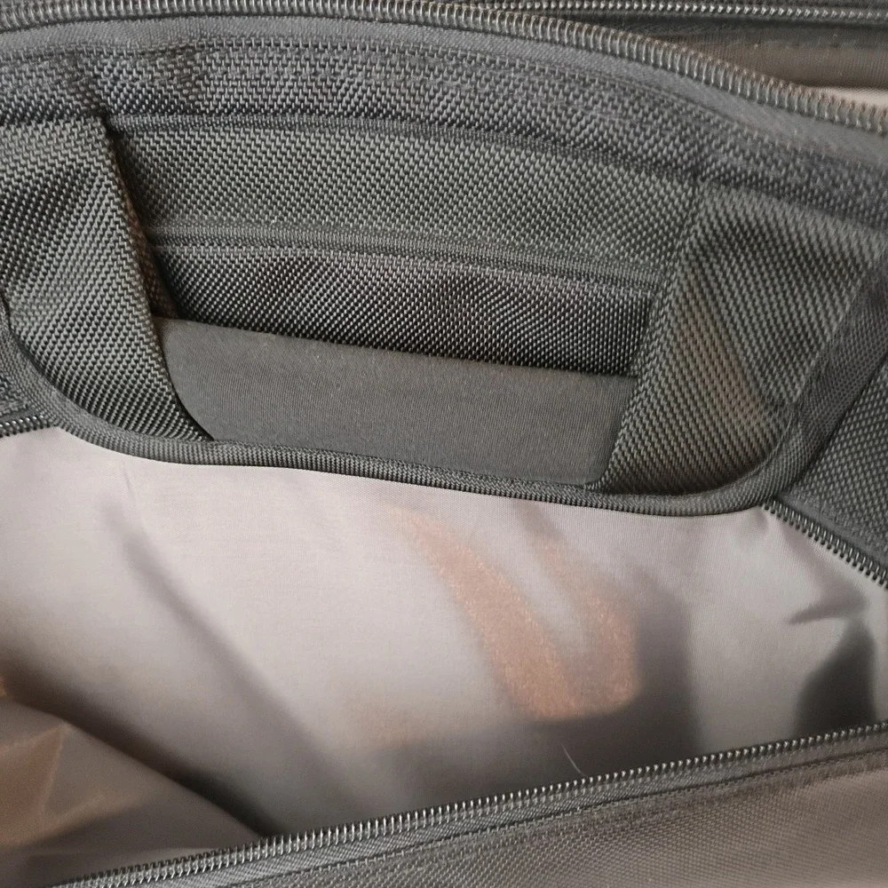 Dell Laptop Briefcase Black Bag fits up to 15.6'' laptop